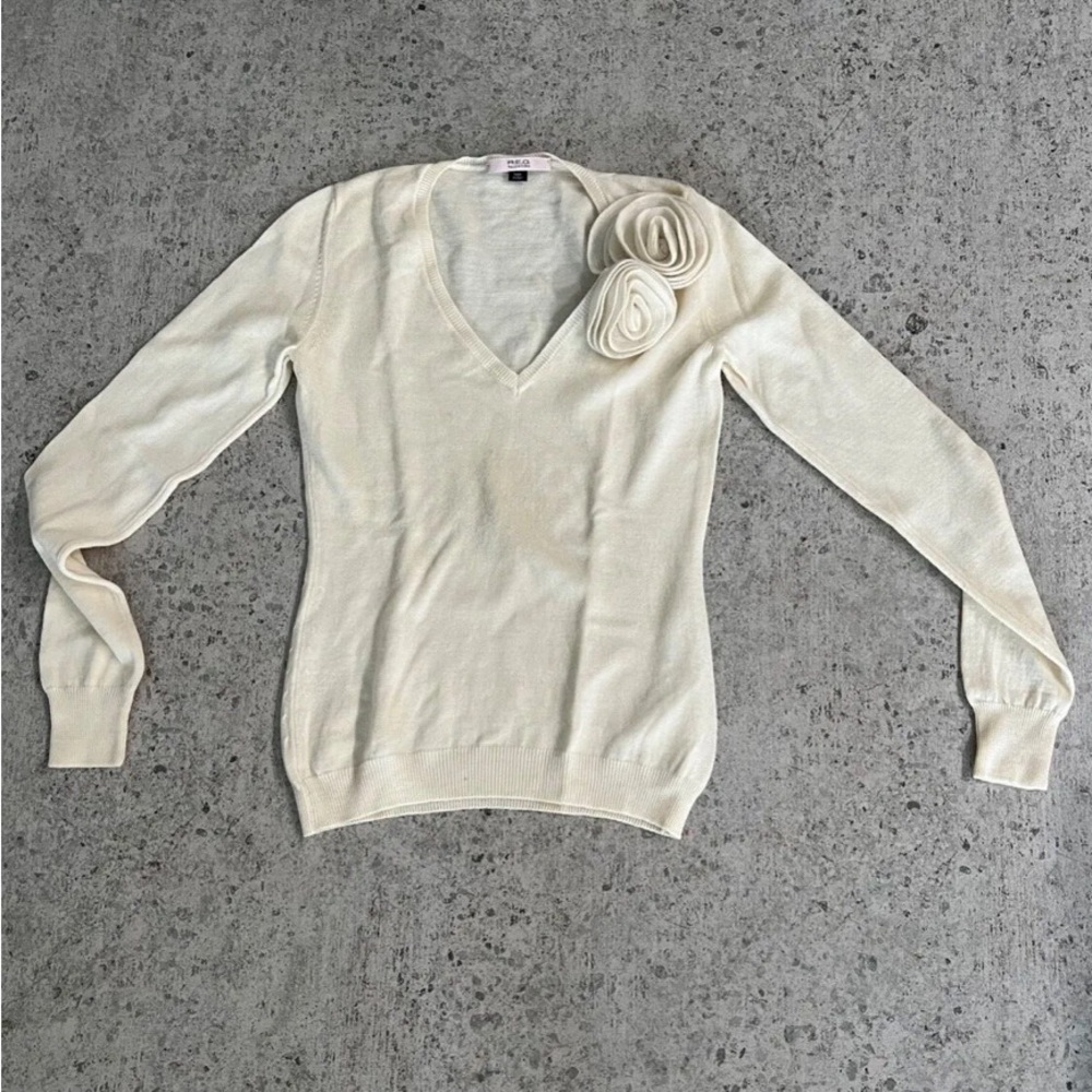 Red Valentino Sweater with Roses Details S. Cream of white color Made in Italy